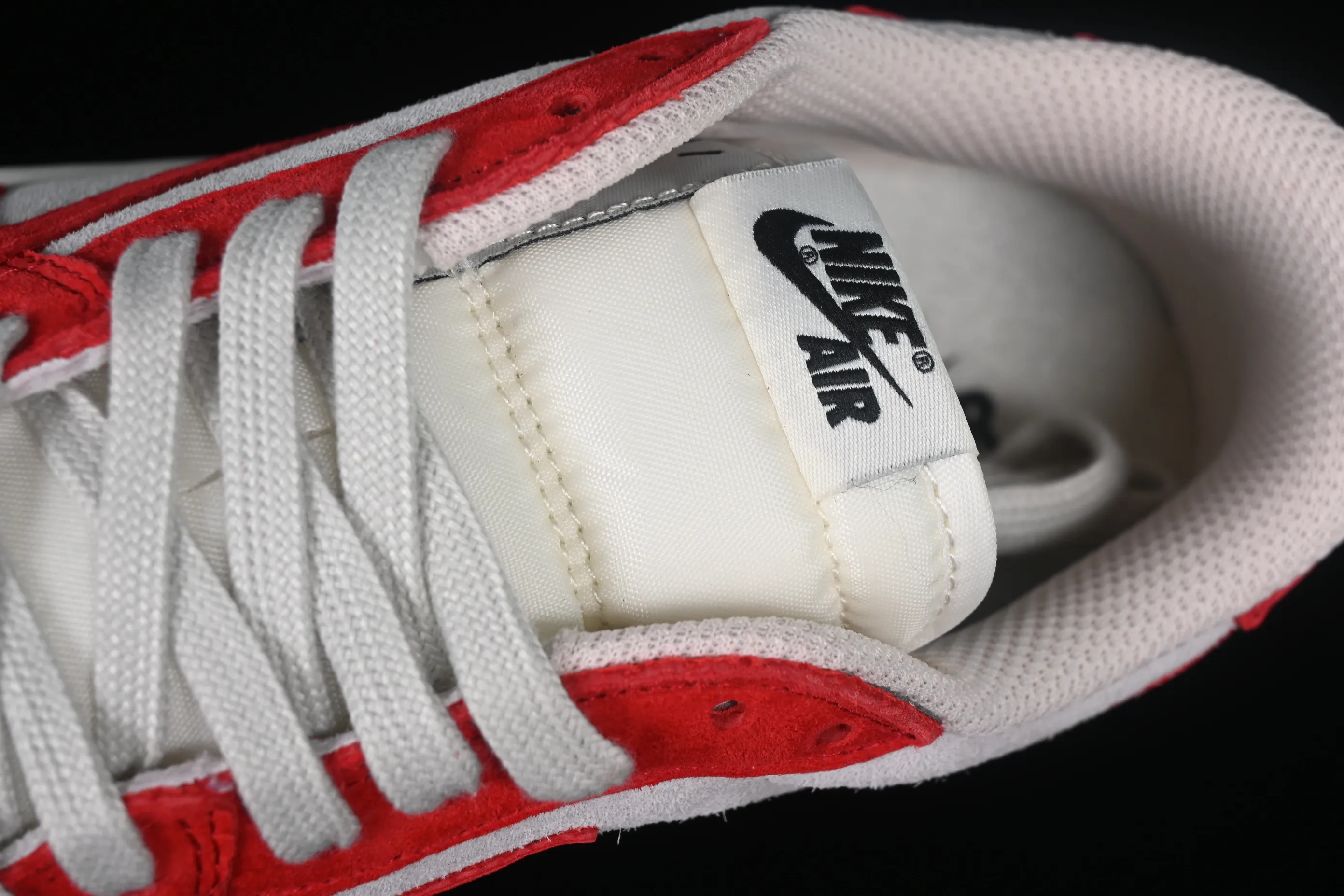 All Categories Air Jordan Jordan Series Basketball Shoes Air Jordan 1 Low Travis Scott x Air Jordan 1 Low OG AJ1 Joe 1 Reversed Overhook Joint Style Casual Sports Basketball Shoes DM7866-698
